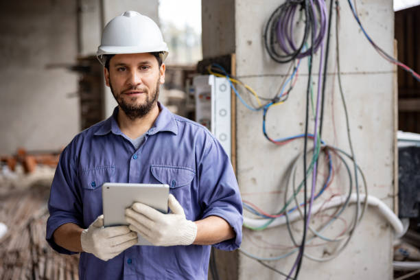 Best Licensed Electrician  in Mount Healthy Heights, OH
